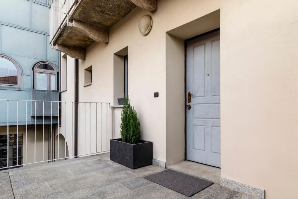 Al Castello Apartment Galliate Exterior foto